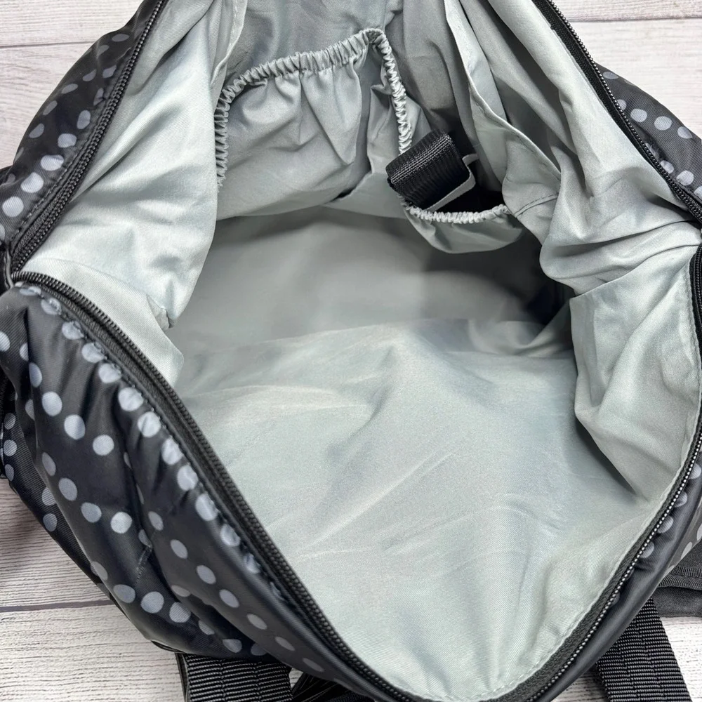Skip Hop Weekender Diaper Bag Black Polka Dot Lightweight Travel Tote Toy/Pad‎